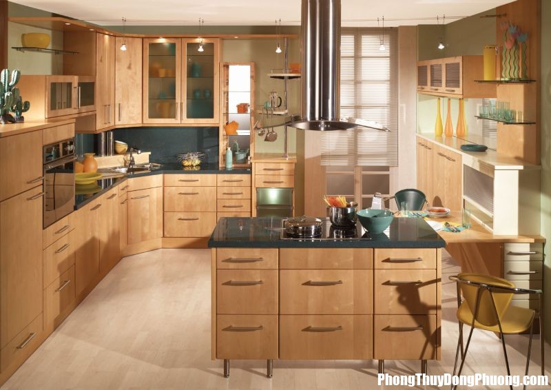How to Upgrade Your Kitchen Without Breaking the Bank Cửa chính và bếp đóng vai trò rất quan trọng trong phong thủy của ngôi nhà