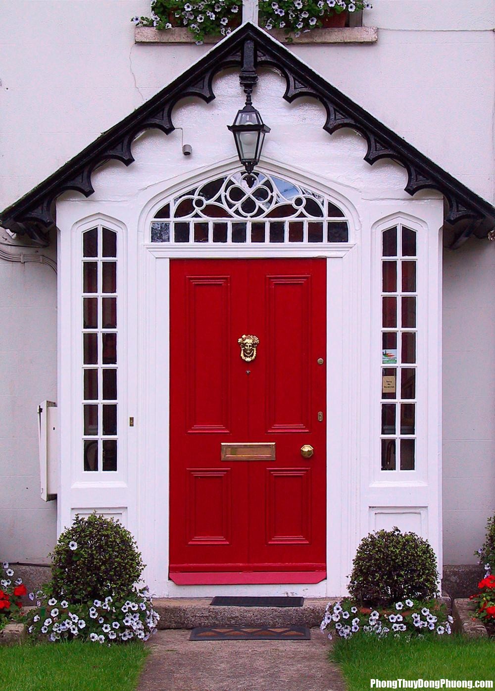 red door aadc Những mẹo phong thủy giúp nhà ở thêm nhiều vận may