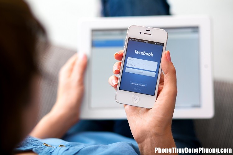 ảnh facebook Thấy mình truy cập, Online Facebook trong giấc mơ mang ý nghĩa gì?