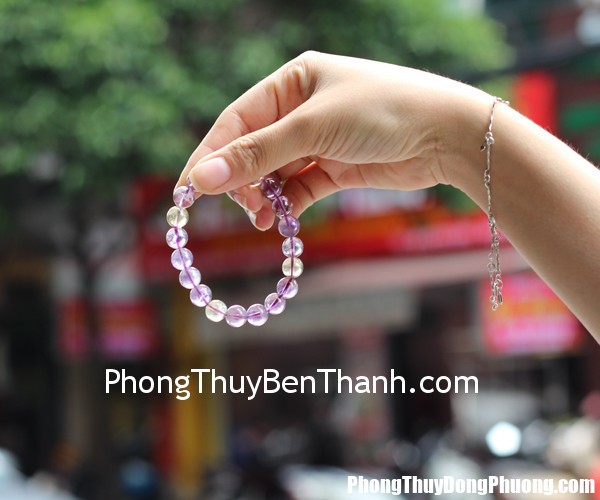 s6216 s3 2390 chuoi thach anh tim xen hat thach anh vang 2 Tử vi Phương Đông: Thứ năm 06/05/2021